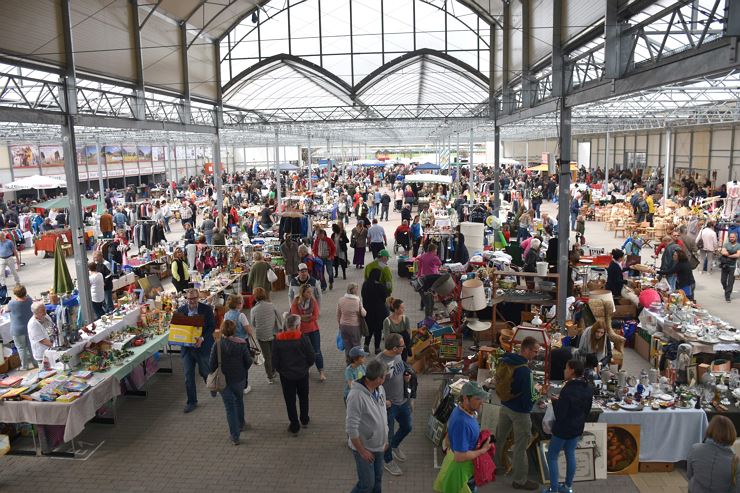 Flohmarkt beim Hödnerhof - Ebbs