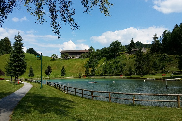 schwimmbad_landl_1